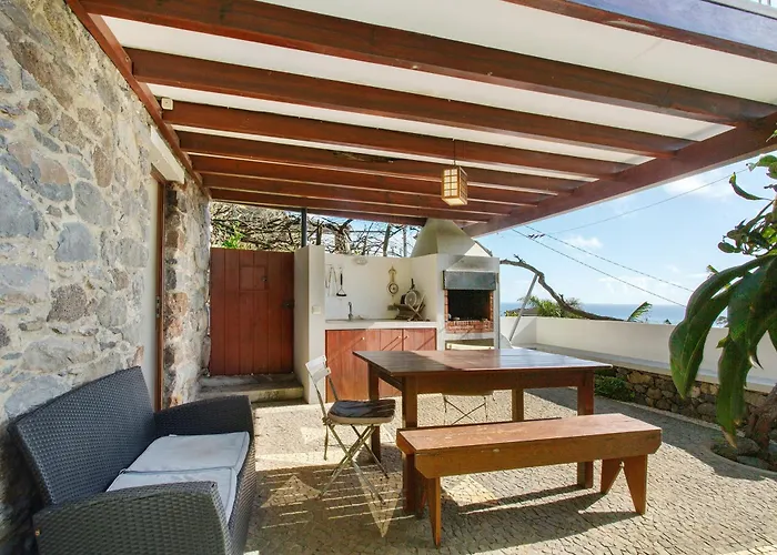 בית נופש Romantic Retreat By Slice Of Heaven *