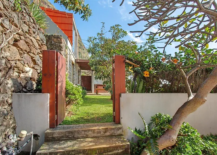 בית נופש Romantic Retreat By Slice Of Heaven