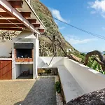 Dom wakacyjny Romantic Retreat By Slice Of Heaven