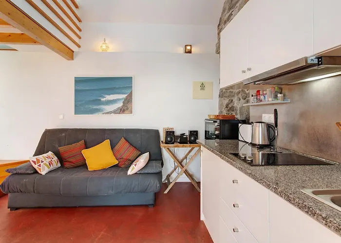 Romantic Retreat By Slice Of Heaven